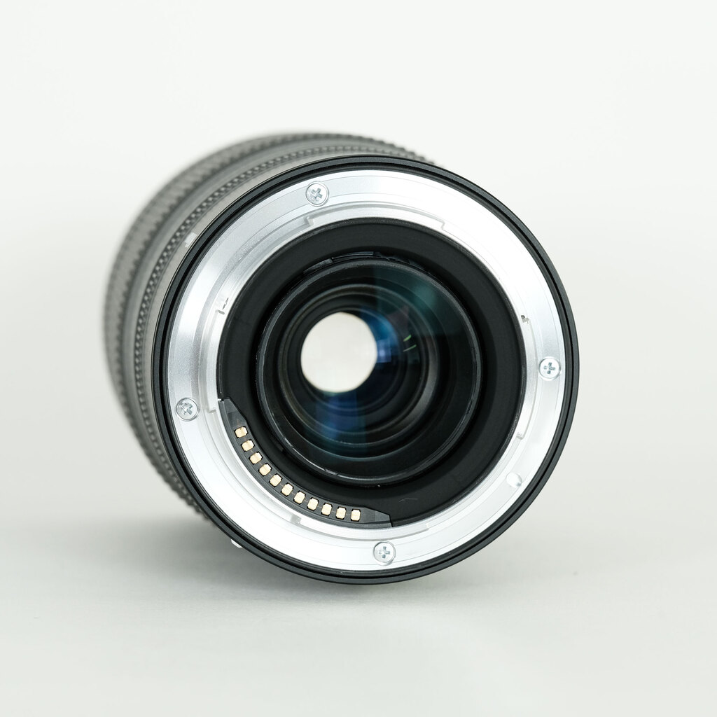 Nikon NIKKOR Z 24-200mm f/4-6.3 VR Nikon NIKKOR Z 24-200mm f/4-6.3 VR