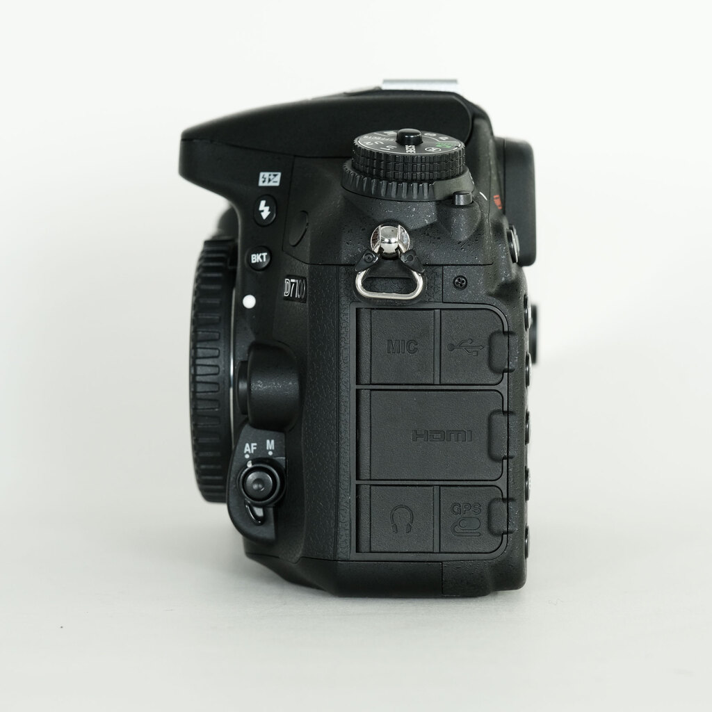 Nikon D7100