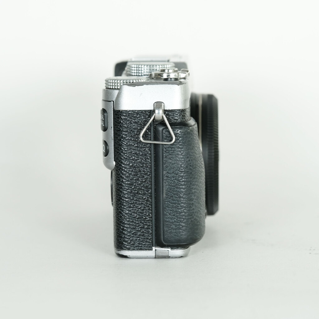 FUJIFILM X-E1 シルバー