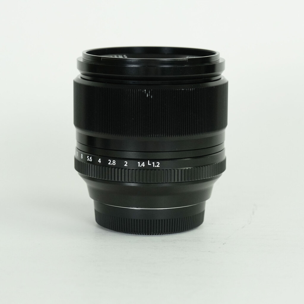 FUJIFILM XF56mmF1.2 R