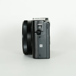 SONY Cyber-shot DSC-RX100M7