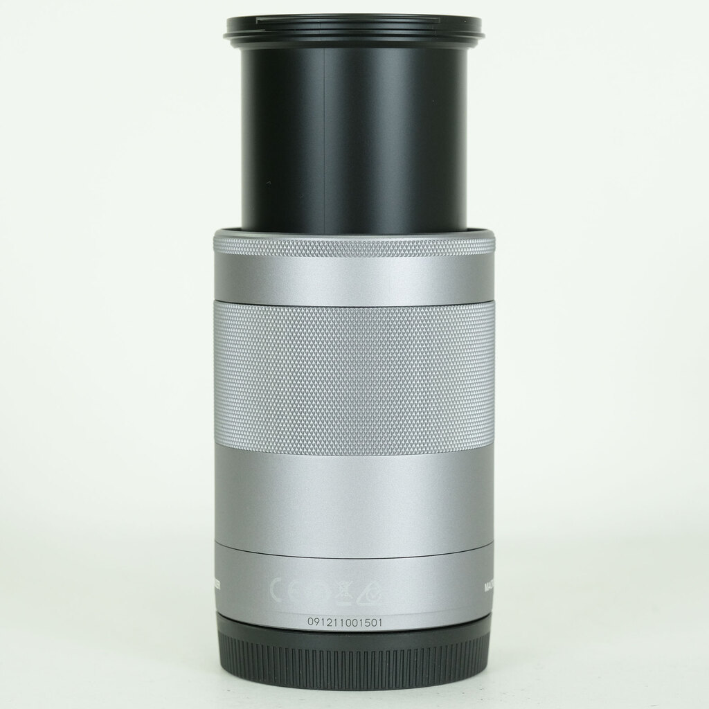 Canon EF-M55-200mm F4.5-6.3 IS STM シルバー