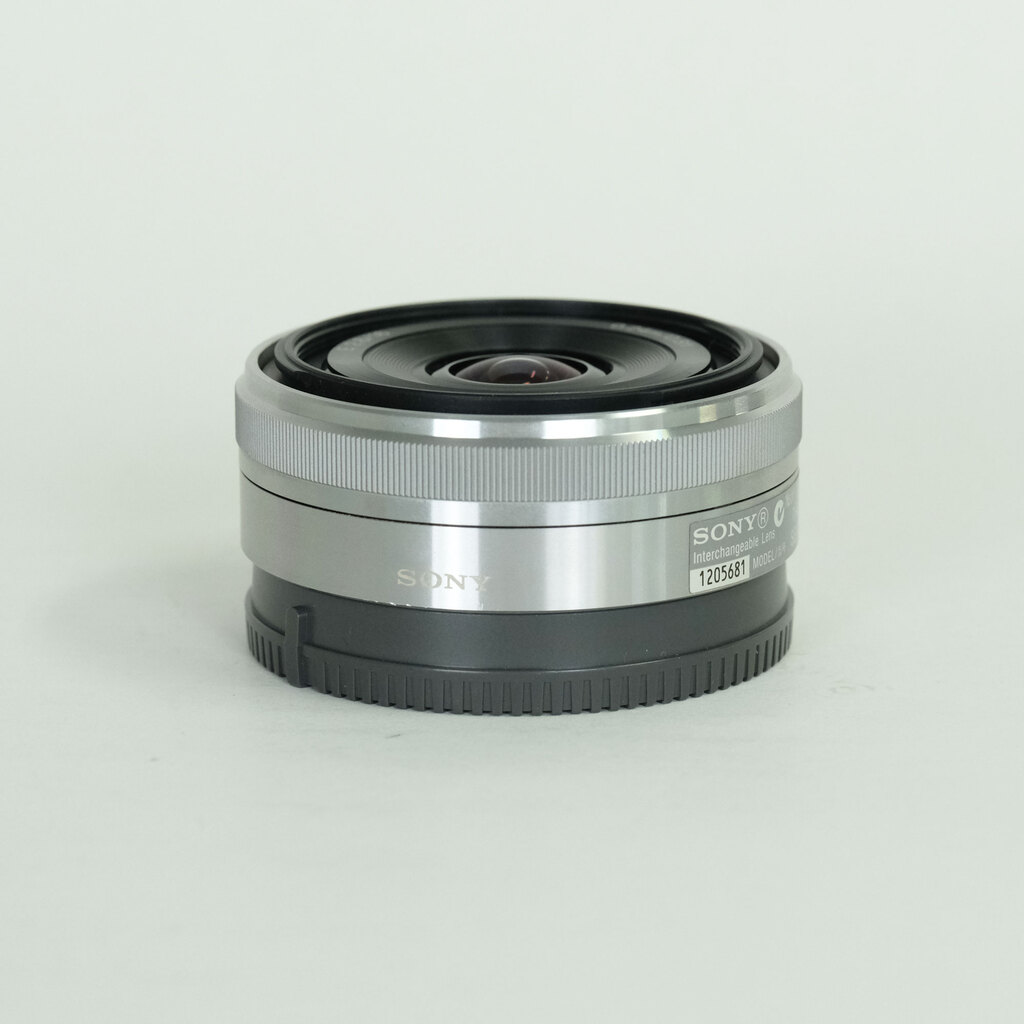 SONY E 16mm F2.8 SEL16F28