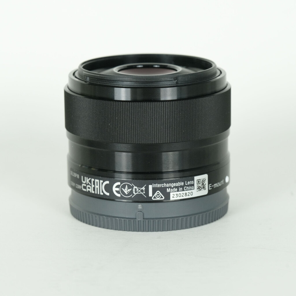 SONY E 35mm F1.8 OSS SEL35F18 SONY E 35mm F1.8 OSS SEL35F18