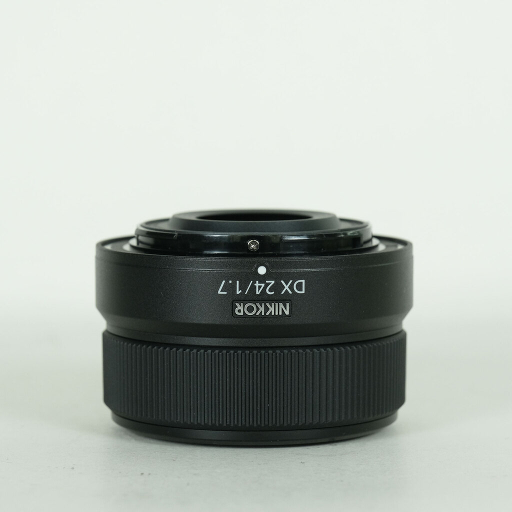 Nikon NIKKOR Z DX 24mm f/1.7の出品 | ONE SCENE（ワンシーン）