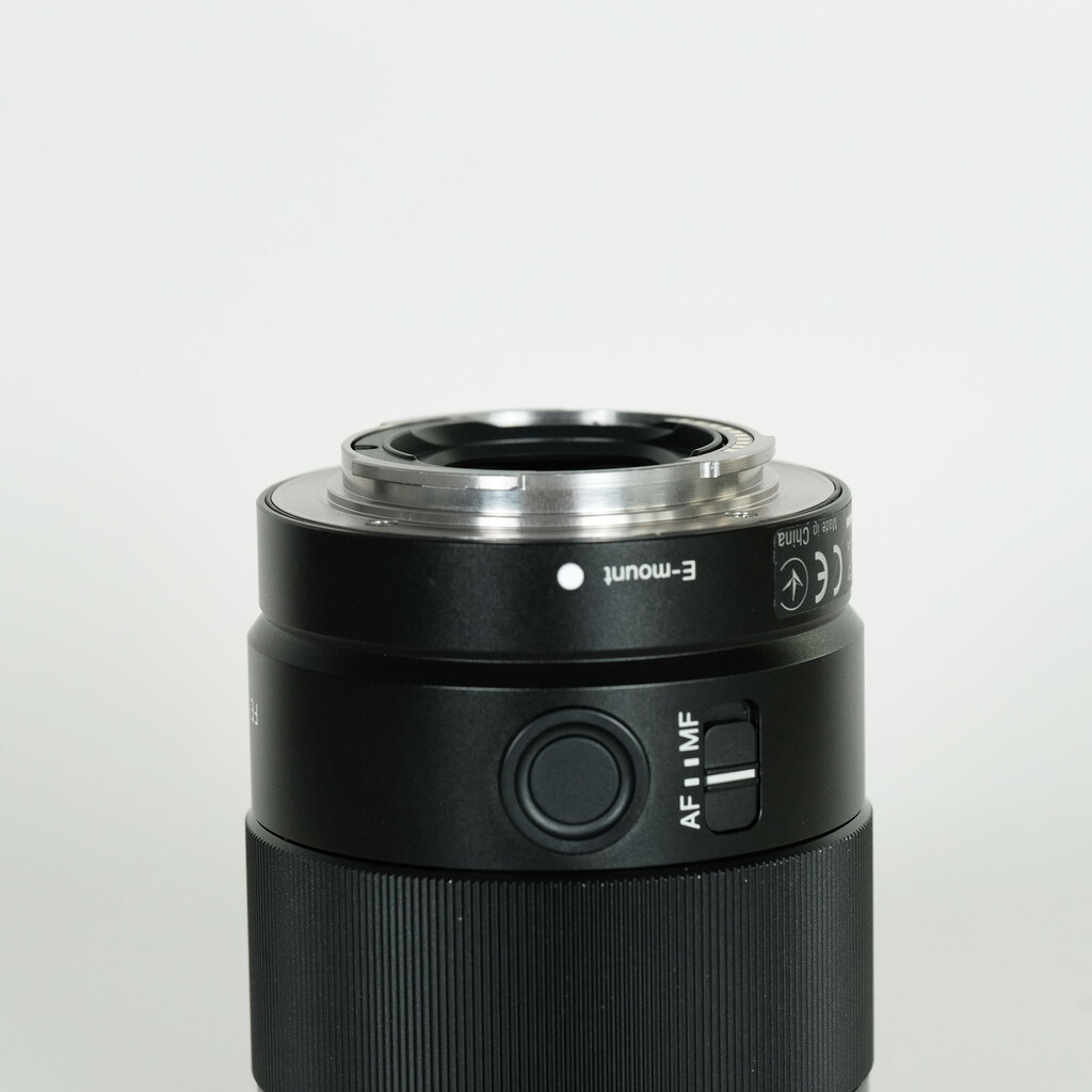 SONY FE 35mm F1.8 SEL35F18F