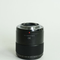 Panasonic LUMIX G MACRO 30mm F2.8 ASPH. MEGA O.I.S.