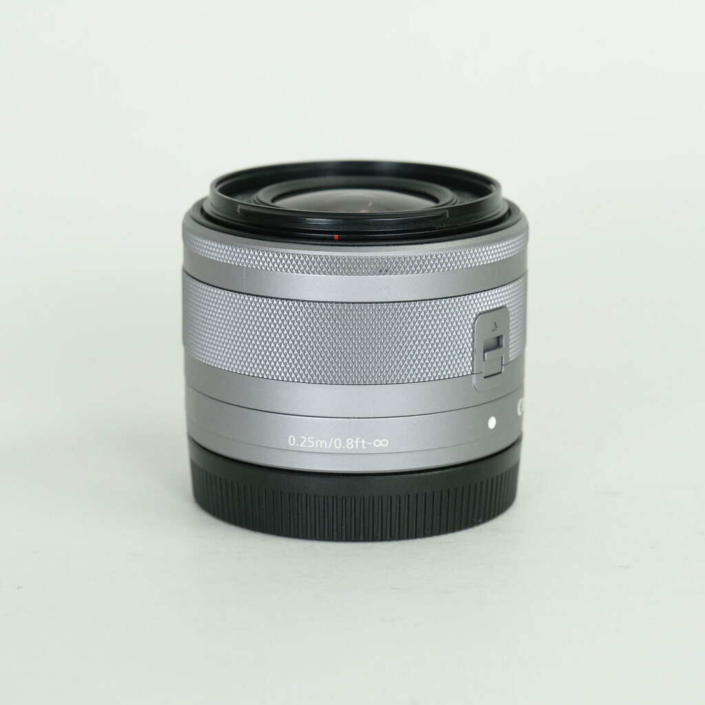 Canon EF-M15-45mm F3.5-6.3 IS STM