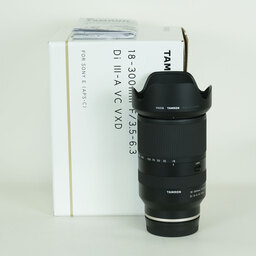 TAMRON 18-300mm F/3.5-6.3 Di III-A VC VXD (Model B061) [ソニーE用]