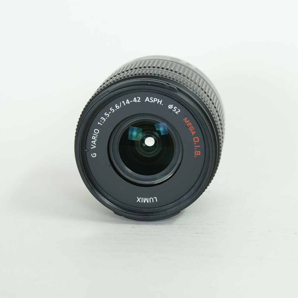 Panasonic LUMIX G 14-42mm F3.5-5.6 ASPH. MEGA O.I.S. H-FS014042