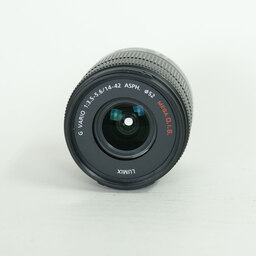 Panasonic LUMIX G 14-42mm F3.5-5.6 ASPH. MEGA O.I.S. H-FS014042