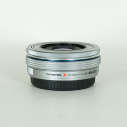 OLYMPUS M.ZUIKO DIGITAL ED 14-42mm F3.5-5.6 EZ シルバー