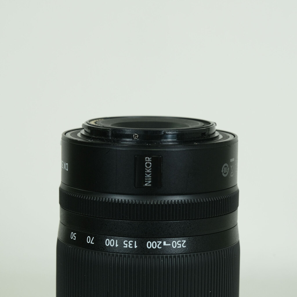 Nikon NIKKOR Z DX 50-250mm f/4.5-6.3 VR Nikon NIKKOR Z DX 50-250mm f/4.5-6.3 VR