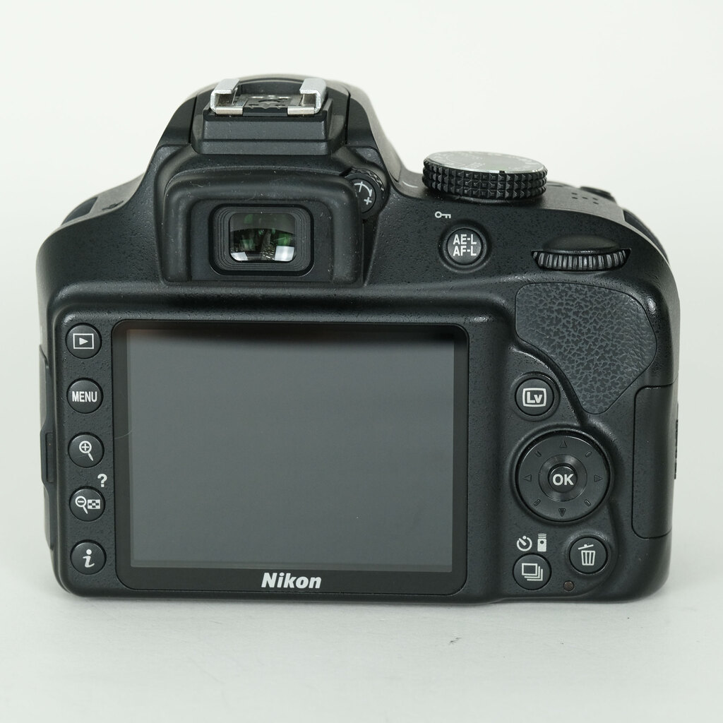 Nikon D3400