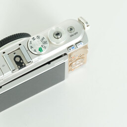 OLYMPUS PEN E-PL9