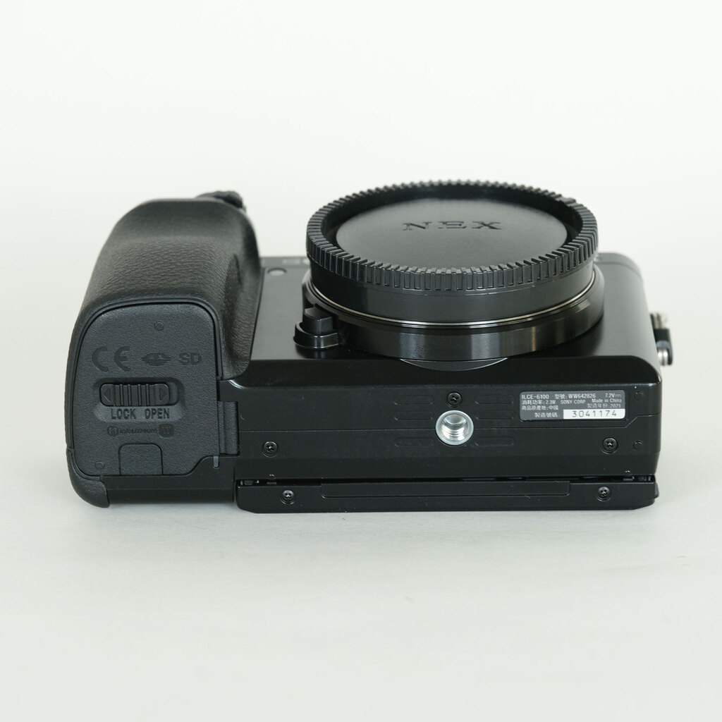 SONY α6100（ILCE-6100）