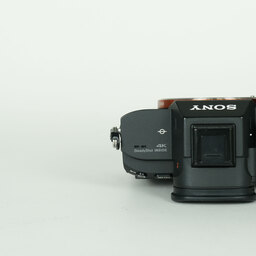 SONY α7 III(ILCE-7M3) SONY α7 III(ILCE-7M3)