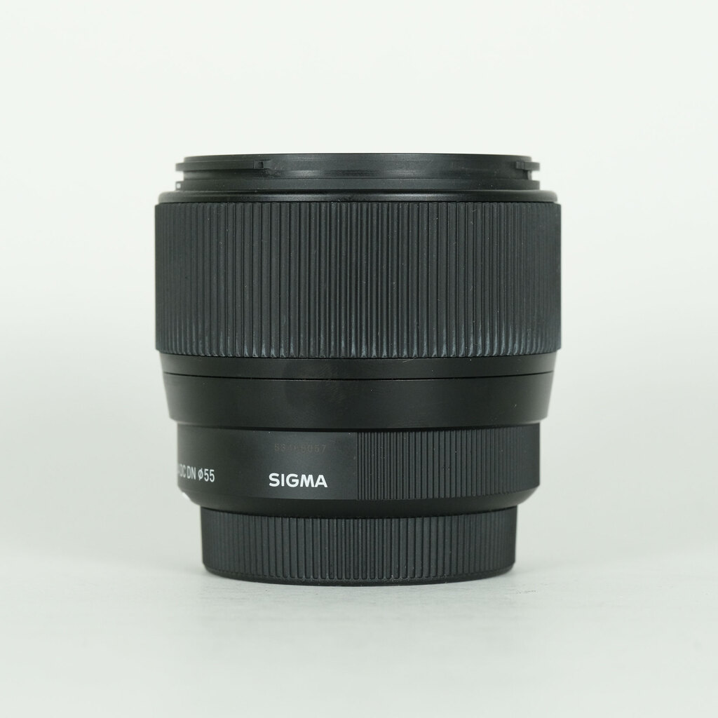 SIGMA 56mm F1.4 DC DN�bContemporary [�}�C�N���t�H�[�T�[�Y�p]