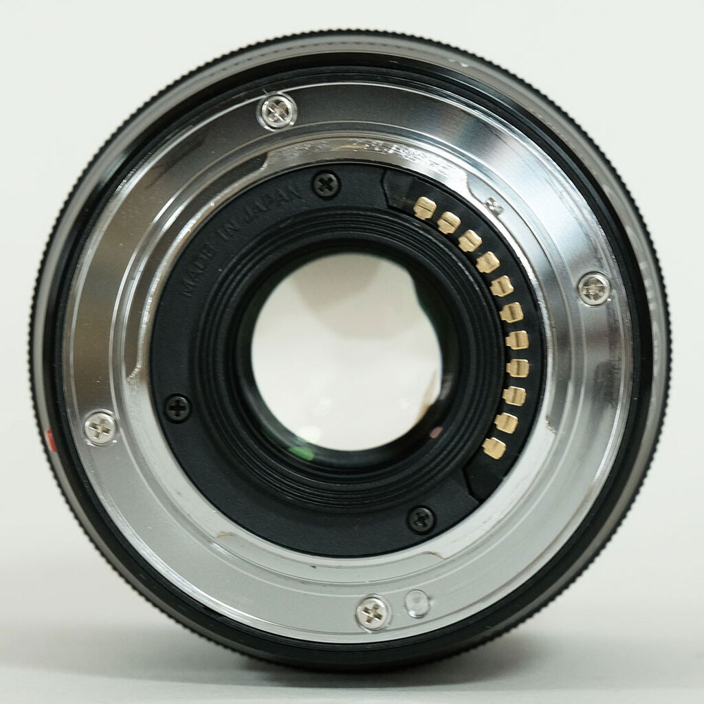 OLYMPUS M.ZUIKO DIGITAL ED 8mm F1.8 Fisheye PRO