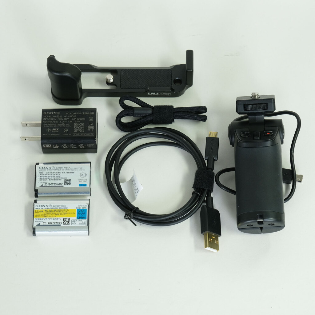 SONY Cyber-shot DSC-RX100M7 SONY Cyber-shot DSC-RX100M7