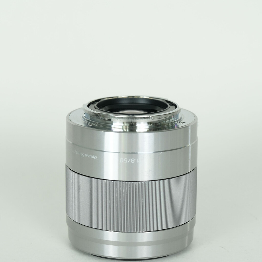 SONY E 50mm F1.8 OSS SEL50F18の出品 | ONE SCENE（ワンシーン）