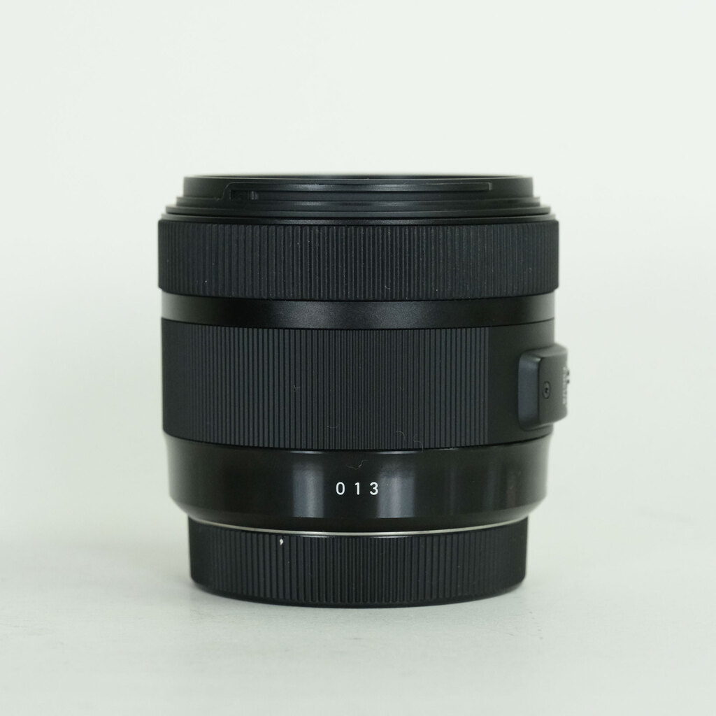 SIGMA 30mm F1.4 DC HSM | Art [キヤノン用]