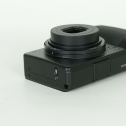 RICOH GR IV