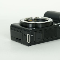 SONY VLOGCAM ZV-E10