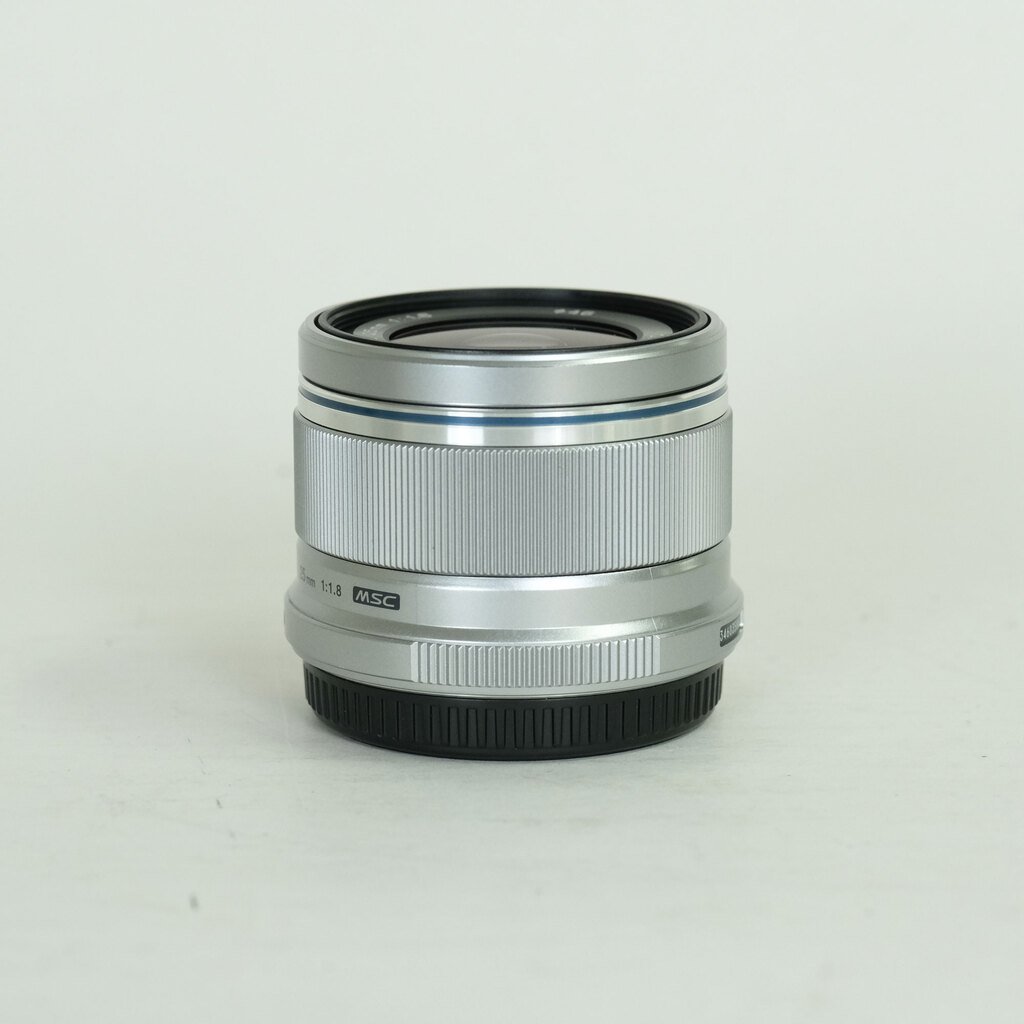 OLYMPUS M.ZUIKO DIGITAL 25mm F1.8