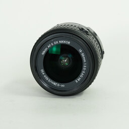 Nikon AF-S DX NIKKOR 18-55mm f3.5-5.6G VR II