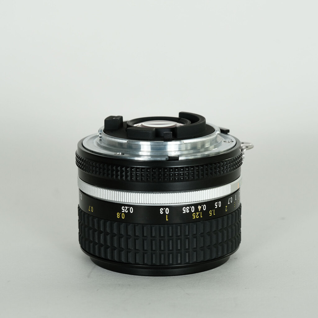 Nikon Ai Nikkor 28mm F2.8S