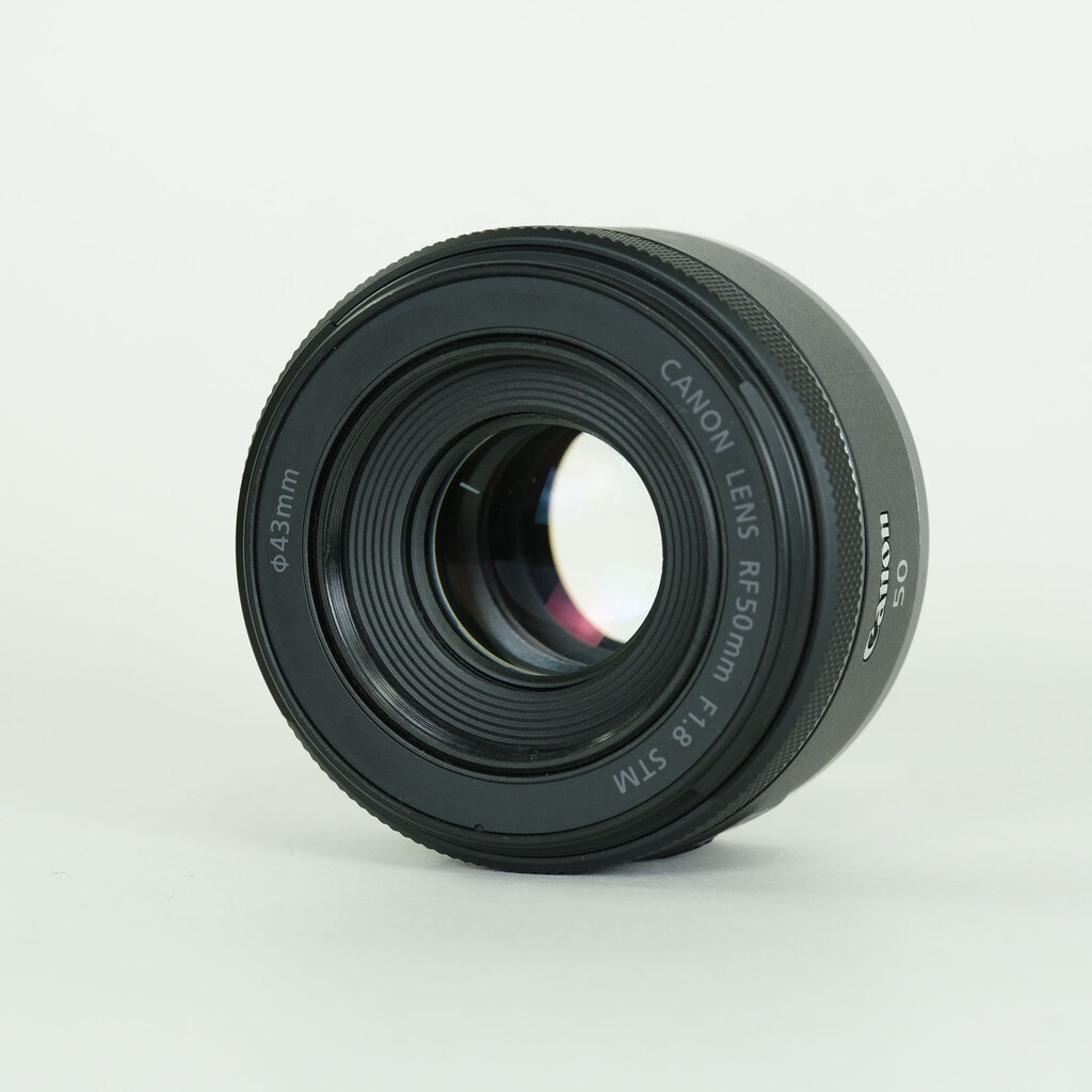 Canon RF50mm F1.8 STM