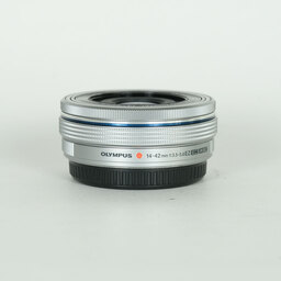 OLYMPUS M.ZUIKO DIGITAL ED 14-42mm F3.5-5.6 EZ シルバー OLYMPUS M.ZUIKO DIGITAL ED 14-42mm F3.5-5.6 EZ シルバー