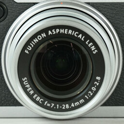 FUJIFILM X30 シルバー