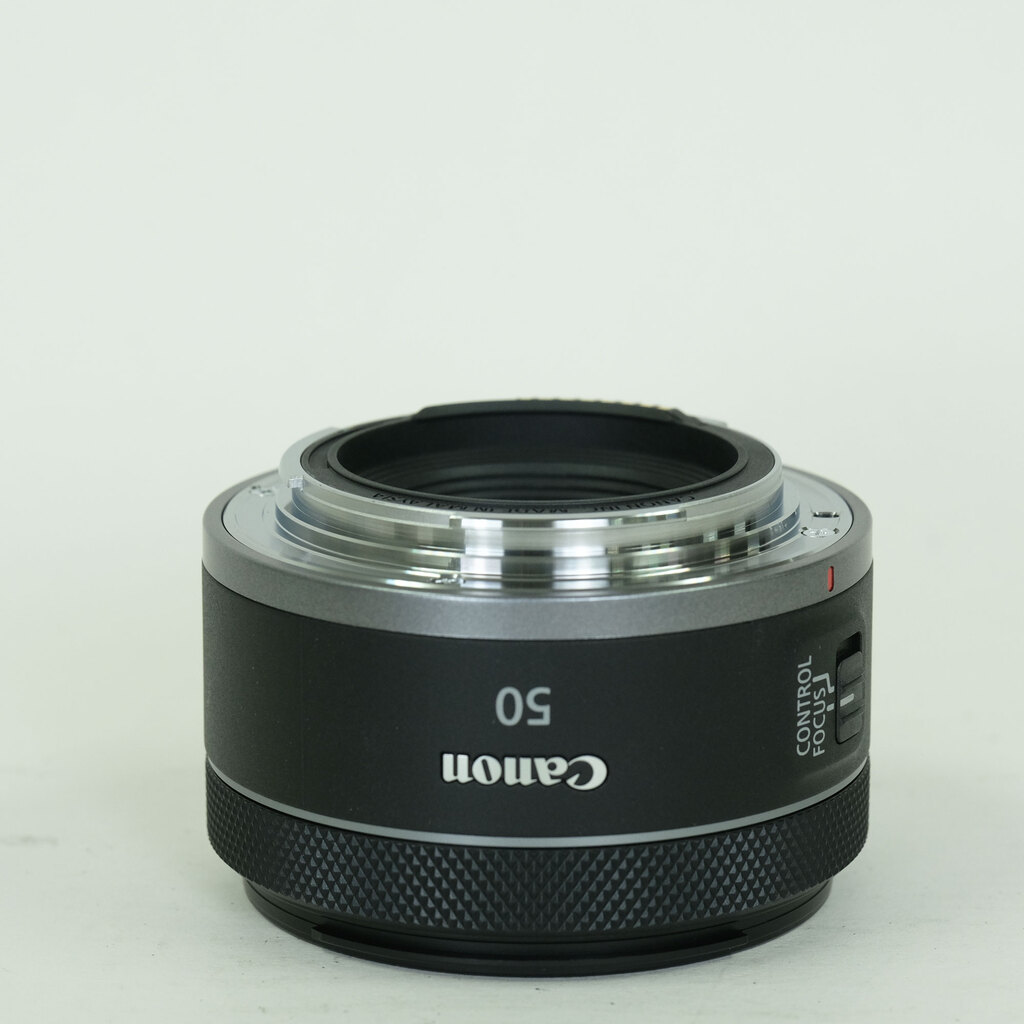 Canon RF50mm F1.8 STM