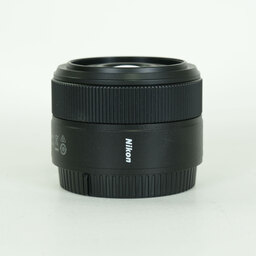 Nikon NIKKOR Z 40mm f/2 Nikon NIKKOR Z 40mm f/2