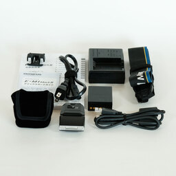 OLYMPUS OM-D E-M1 Mark II