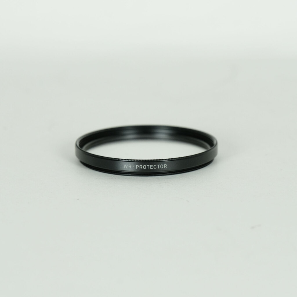 SONY Sonnar T* FE 55mm F1.8 ZA SEL55F18Z SONY Sonnar T* FE 55mm F1.8 ZA SEL55F18Z