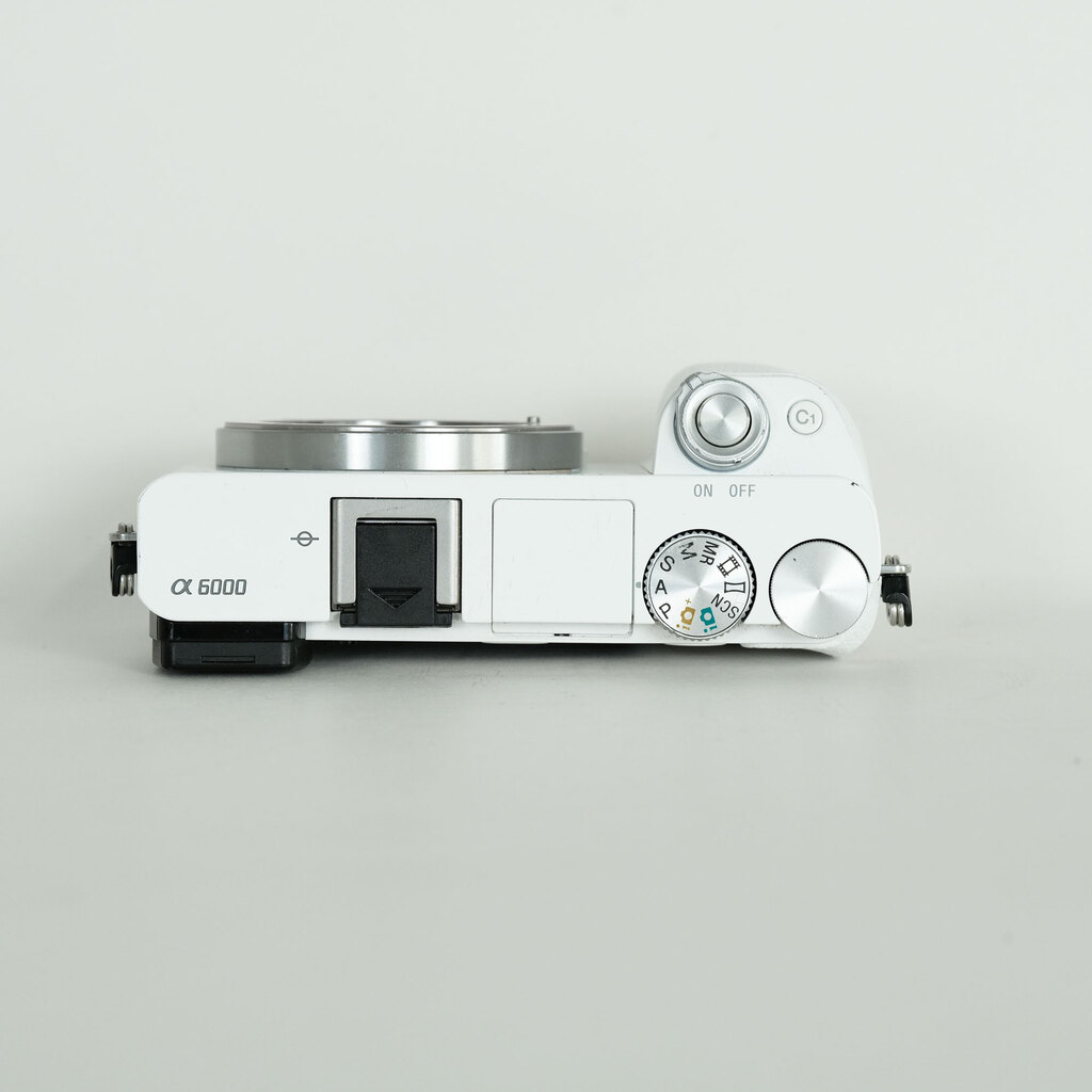 SONY α6000（ILCE-6000）