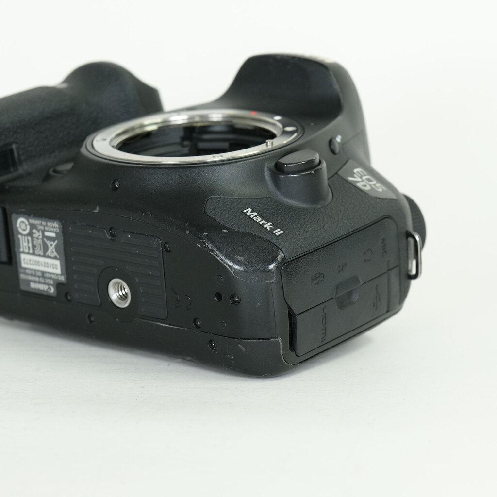 Canon EOS 7D Mark II