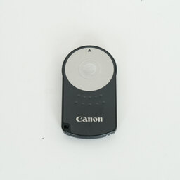 Canon EOS 8000D Canon EOS 8000D