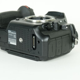 Nikon D500