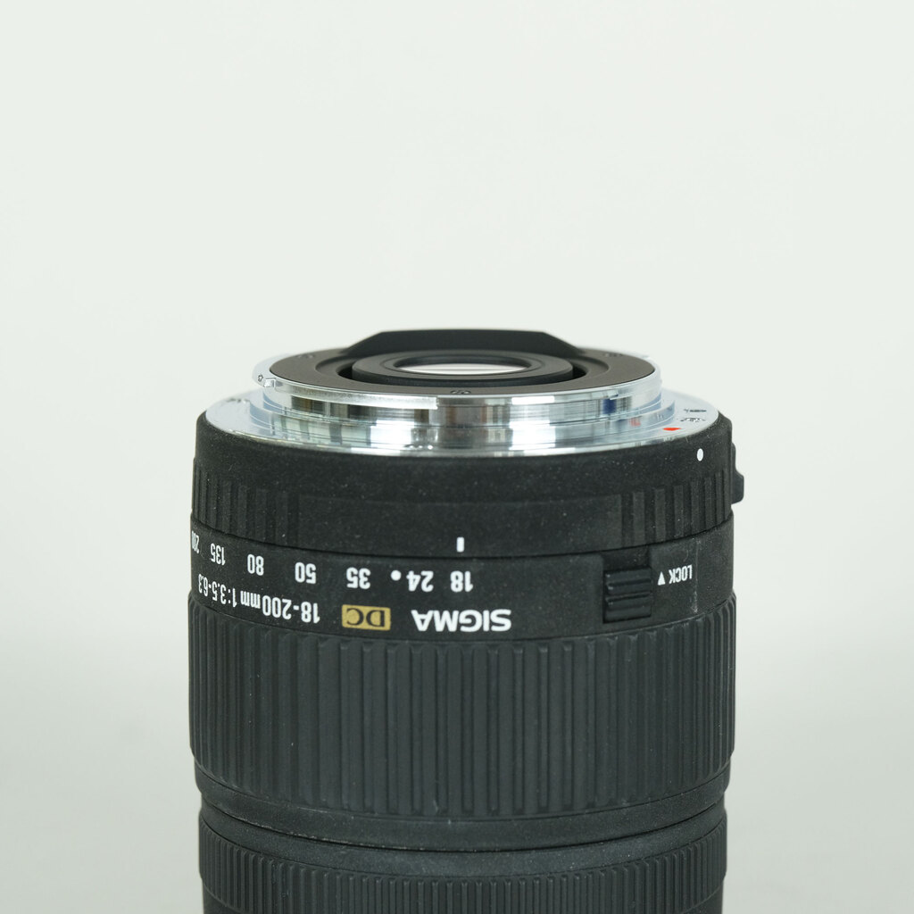 SIGMA 18-200mm F3.5-6.3 DC [キヤノンEF用]の出品 | ONE SCENE（ワン