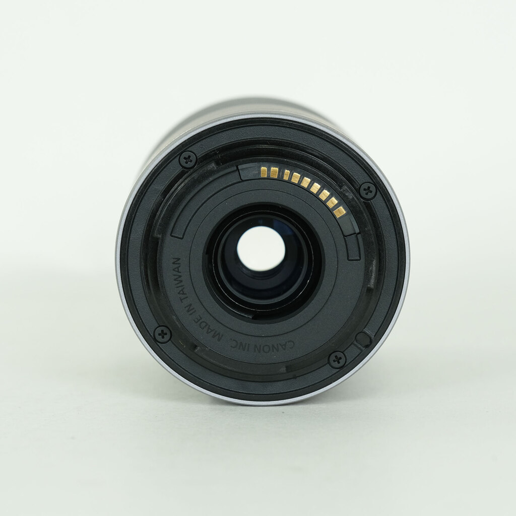 Canon EF-M55-200mm F4.5-6.3 IS STM シルバー