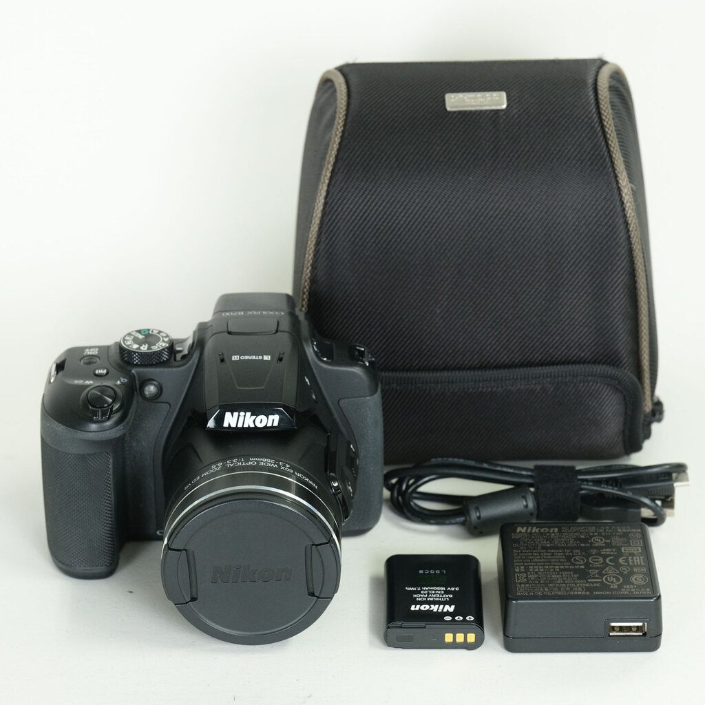 Nikon COOLPIX B700 ブラック