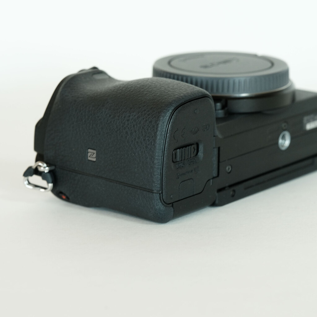 SONY α6400（ILCE-6400）