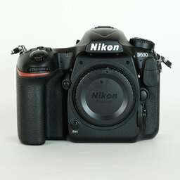 Nikon D500