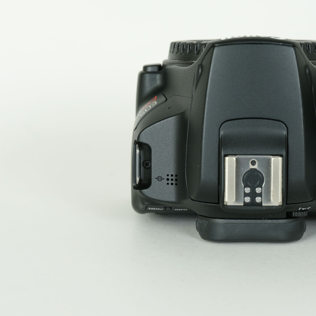 Canon EOS Kiss X10 Canon EOS Kiss X10