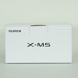 FUJIFILM X-M5 FUJIFILM X-M5