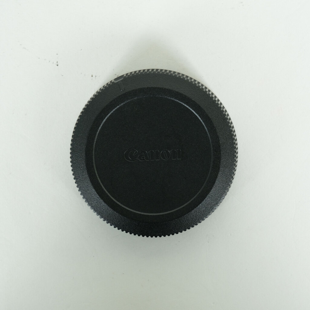 Canon RF35mm F1.8 MACRO IS STM